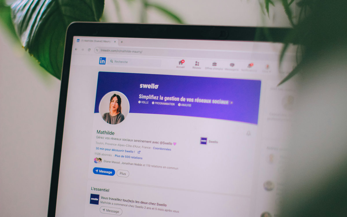 How to get headhunted on LinkedIn? Read more at Recruiting Rewards.